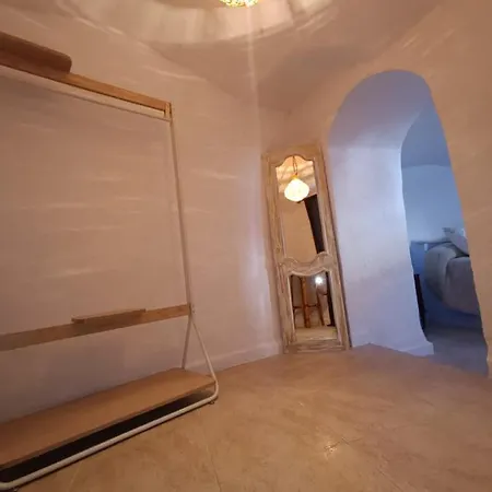 Casa Cueva Morillas *
