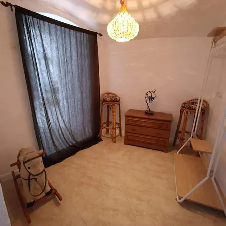 Casa Cueva Morillas Nyaraló