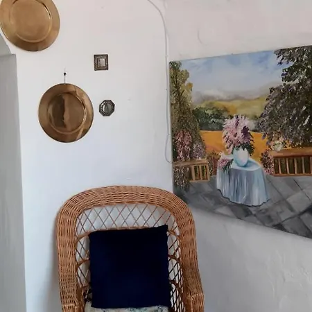 Casa Cueva Morillas *