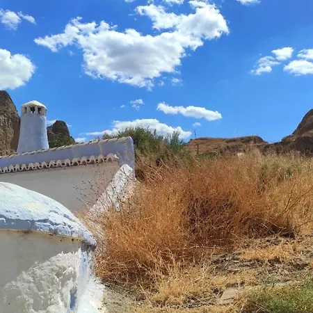Casa Cueva Morillas Nyaraló *